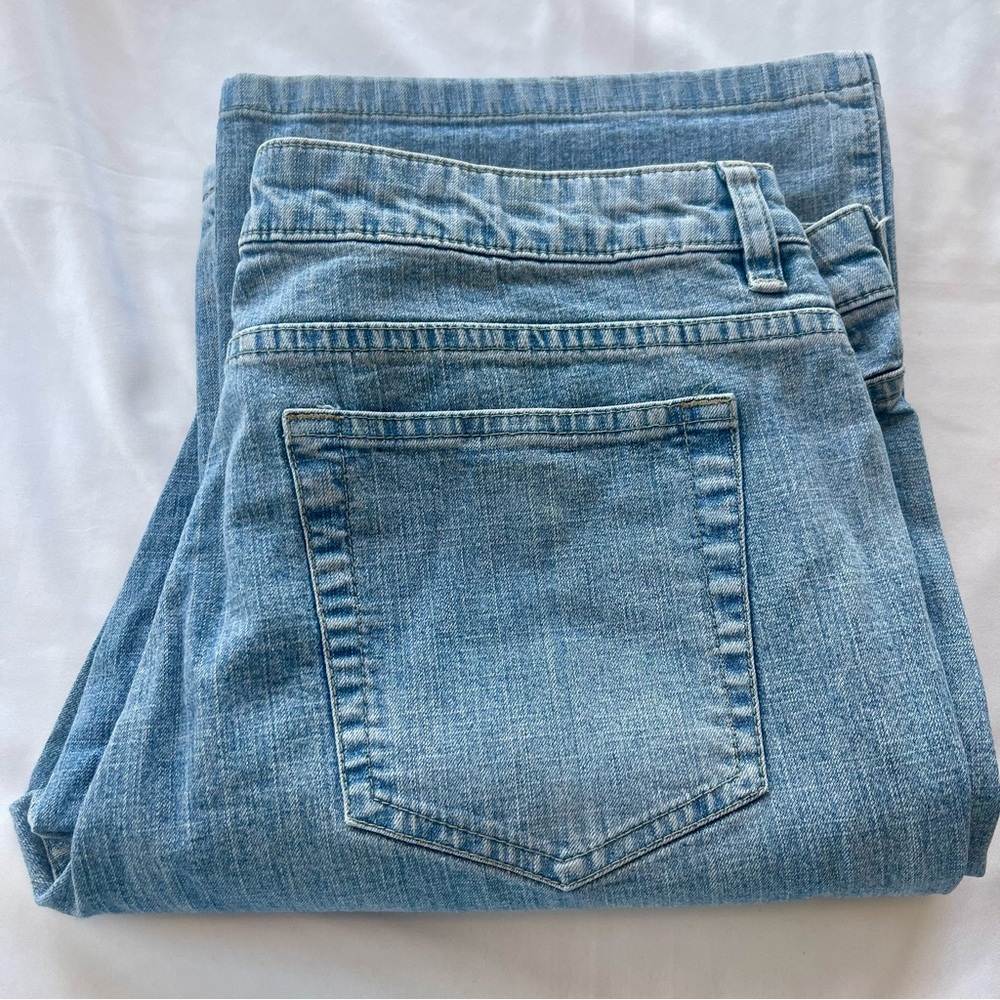 Lee Jeans One True Fit Boot Cut Women’s size 11/12L  Light blue Denim Inseam 34”